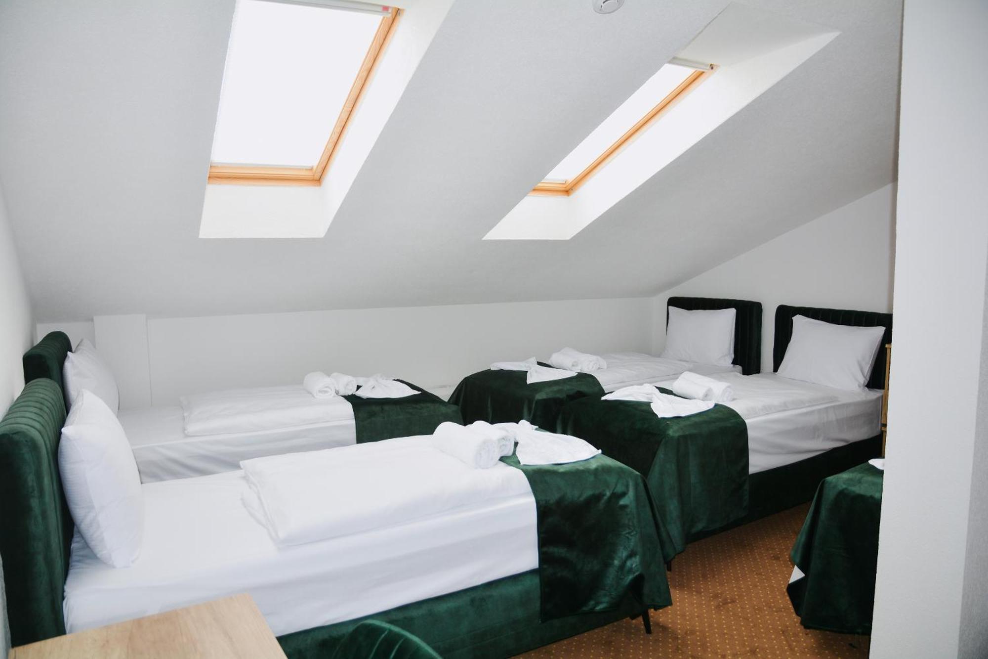 Hotel Divanhana Brčko Εξωτερικό φωτογραφία