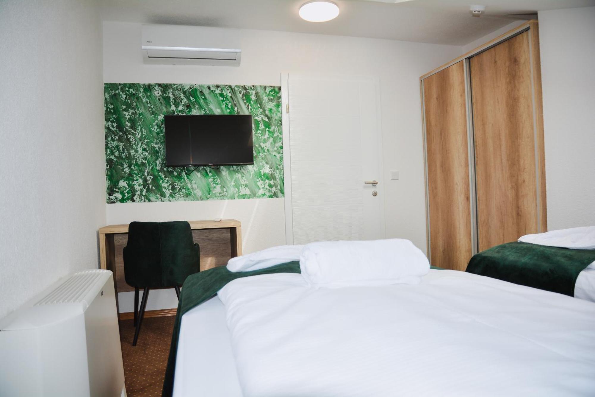 Hotel Divanhana Brčko Εξωτερικό φωτογραφία